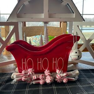 Rae Dunn HoHoHo sleigh
